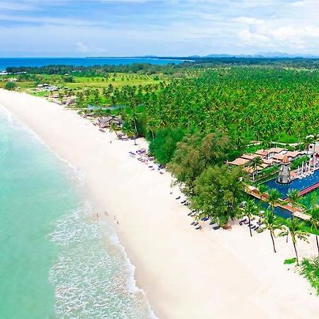 Graceland Khaolak Beachfront Resort Као Лак Екстериор снимка