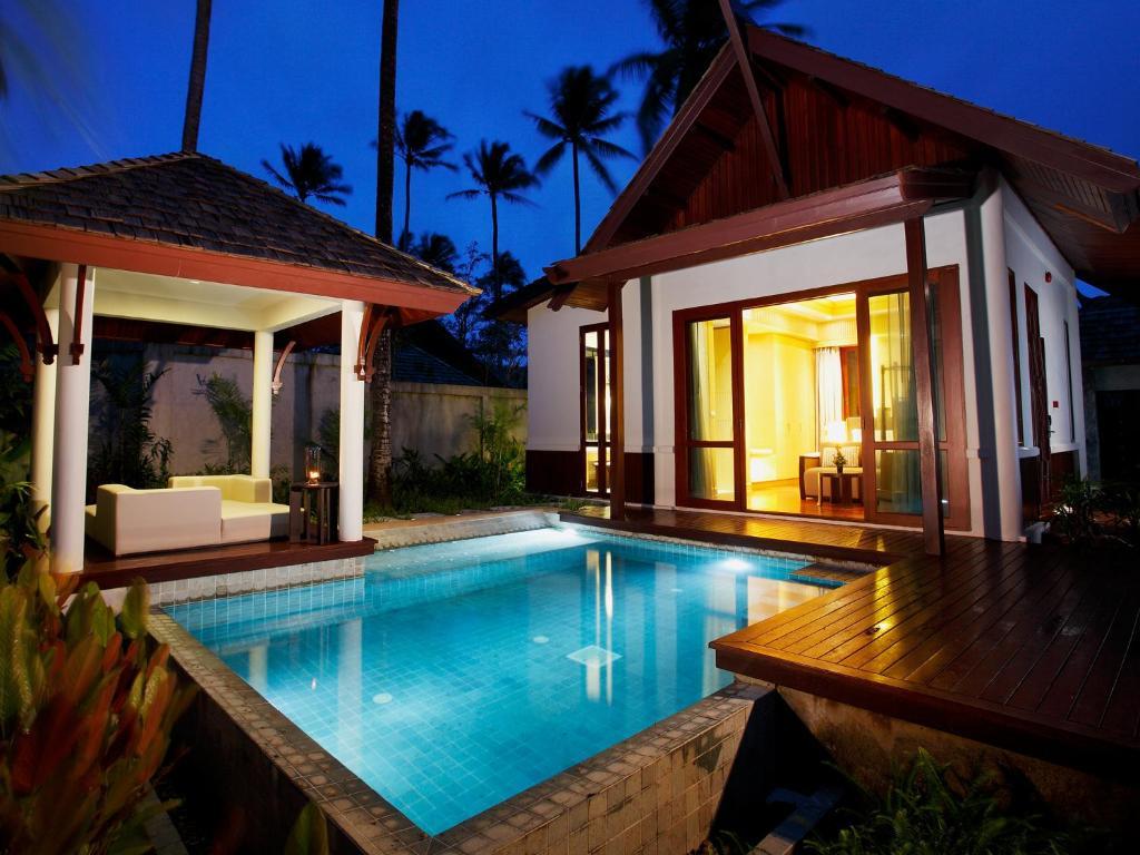 Graceland Khaolak Beachfront Resort Као Лак Екстериор снимка