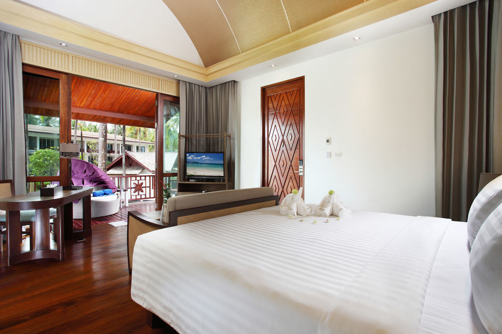 Graceland Khaolak Beachfront Resort Као Лак Екстериор снимка